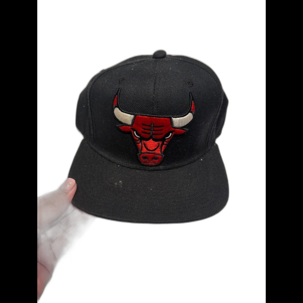Black Chicago Bulls Mitchell & Ness Snapback